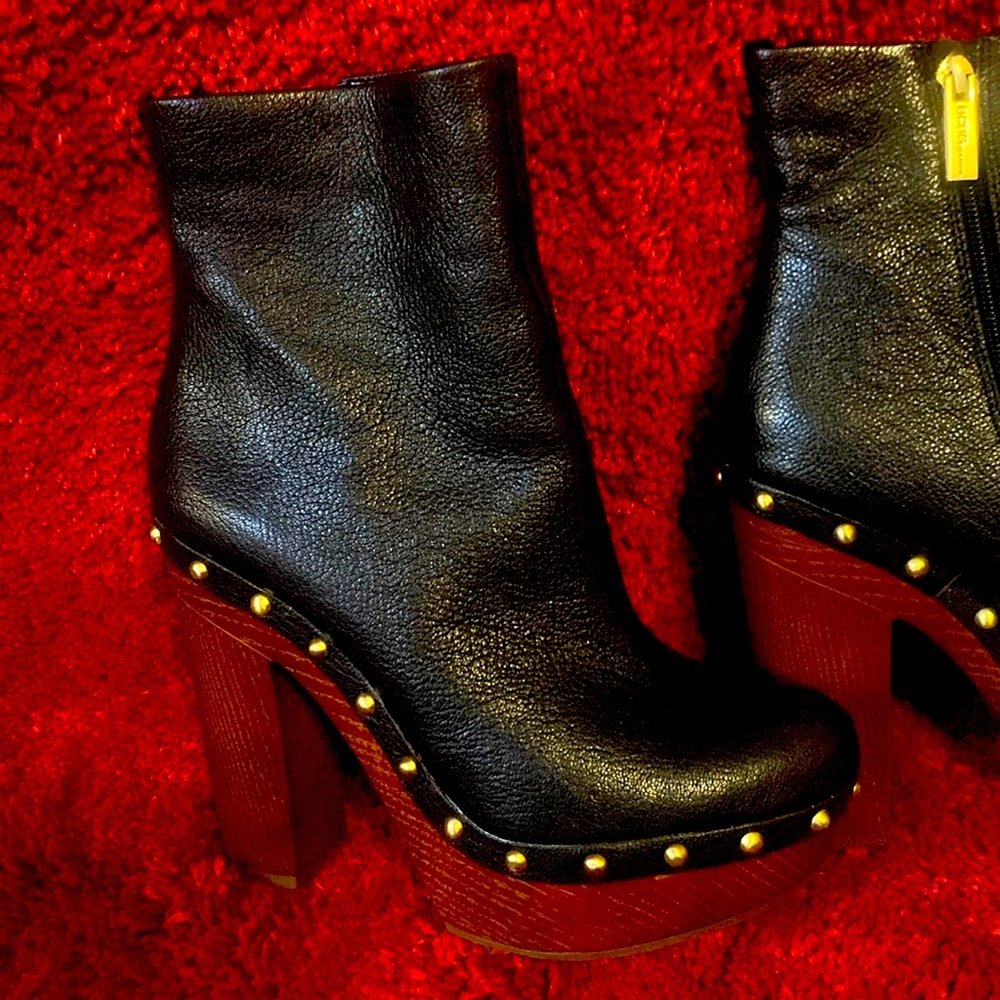 8.5 BCBG Bootie